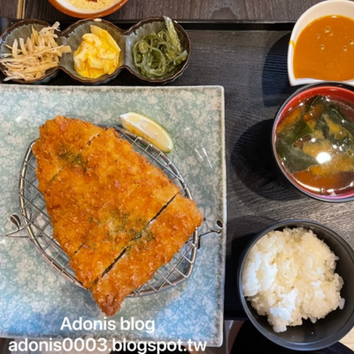 episode 7/30【食記】臺北市松山區∣咖哩本舍臺北小巨蛋店 artwork