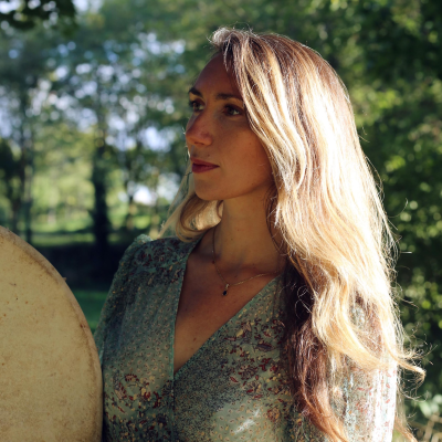 episode The Journey to Authenticity with Sophie Gregoire artwork