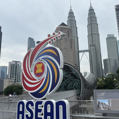 episode Chinese premier calls for three-pronged approach to support free trade artwork