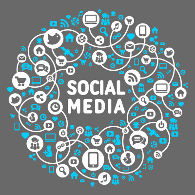 episode Redes Sociales Educan o Entretienen? artwork