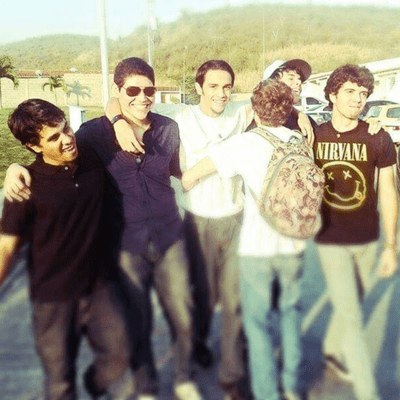 episode AMONG US... CREWMATES E IMPOSTORES! Hablemos de los panas y los amigos. artwork