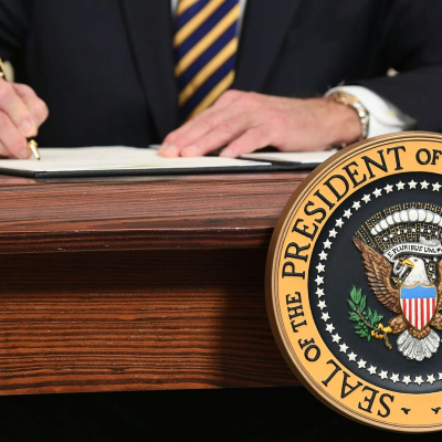 episode Executive Orders - Приказы президента artwork