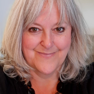 episode In part 2 of Sam's interview with Sarah Lazenby they discuss why people insights matter, mentoring the next generation and neurodiverse family care. And how tough times at school shaped her outlook and unconventional approach to job interviews. artwork