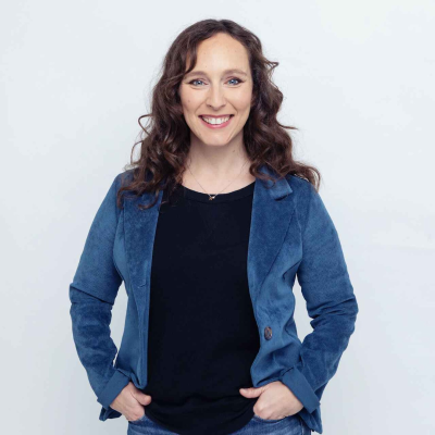 episode WW406: Zwischen Teleskop und Raumanzug – mit Astrophysikerin Dr. Suzanna Randall artwork