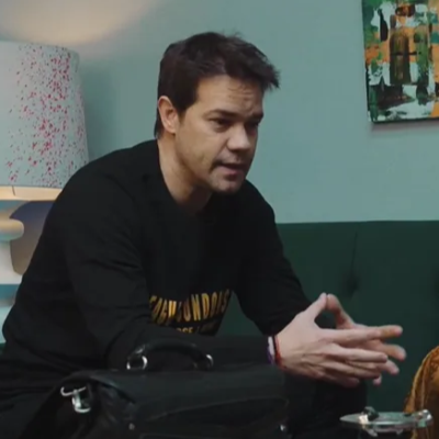 episode "Te han debido echar un mal de ojo": Juan Dávila revela que acabó desnudo frente a un chamán para cambiar su suerte artwork
