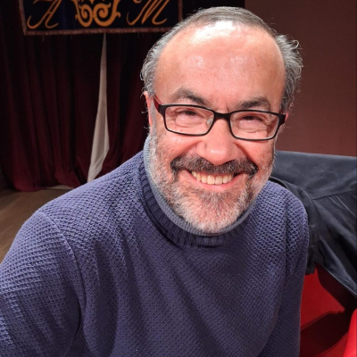 episode No es un día cualquiera - Un libro bajo el brazo con Jesús Marchamalo artwork