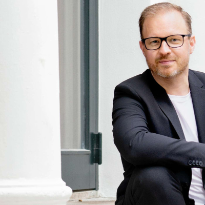 episode "Vi vil gå langt for at høre til gruppen" - Interview med Henrik Tingleff artwork
