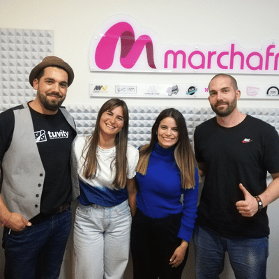 episode Emprendiendo con Morro con Jose Navarro y Estefania Lima - Invitados: Malcolm Espinel y María Azcárate artwork