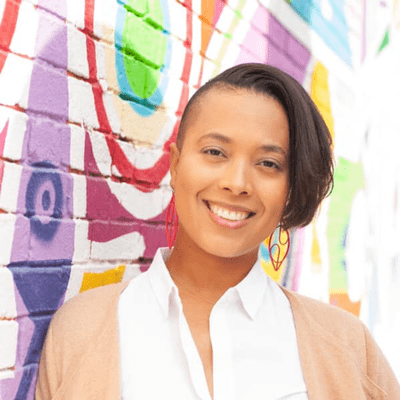 episode 006 / Xiomara Lorenzo / "Begin where you end" artwork