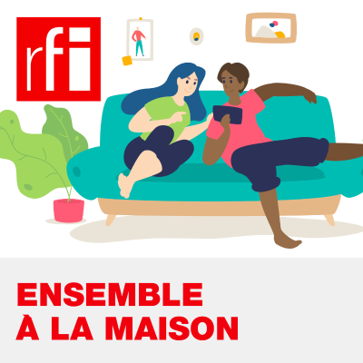 Ensemble à la maison