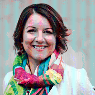 episode Podcast Interview with Tonia Jahshan – CEO of Sipology by Steeped #1 W100 Winner artwork