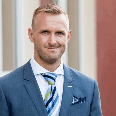 episode Svensk media attackerar kritikerna Leif Östling, Lars Bern m.fl. artwork