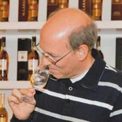 Kansikuva näyttelystä UnterBlog