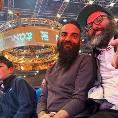 episode The Joy of Living with the Messenger & the Pillars of Chassidus - 19th Kislev Likutei Moharan 40-41! artwork