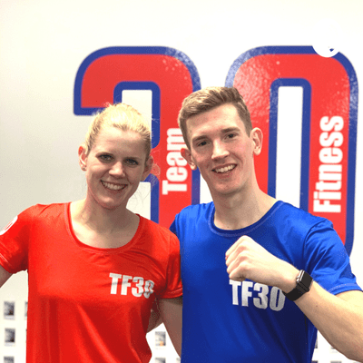 Kansikuva näyttelystä TF30 Podcast