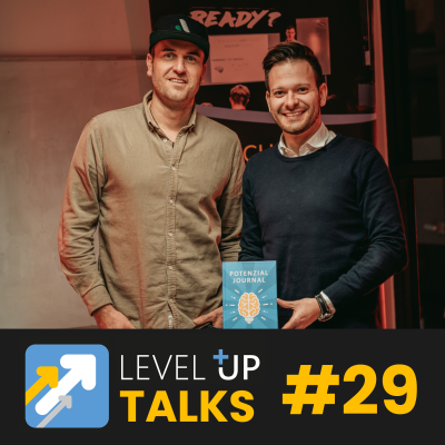 episode Unternehmertum in der digitalen Ära - LEVEL UP Talks #29 mit Julius Göllner artwork