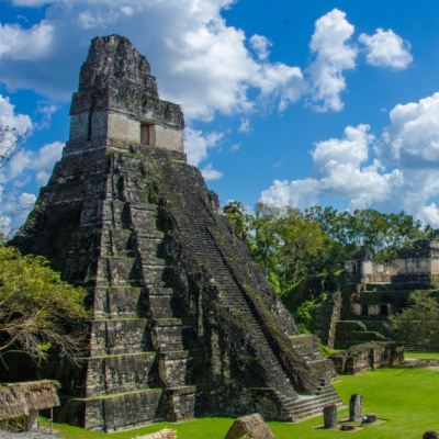 episode Una civilización en crisis: lo que sabemos sobre el colapso de los mayas artwork