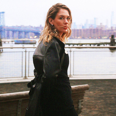 episode Bandeja de entrada - Anna of The North, Tomora... - 10/12/25 artwork