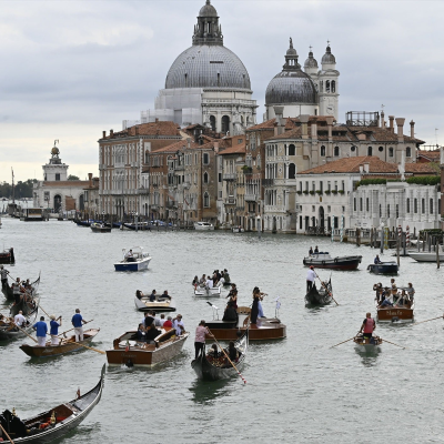 episode La Cultureta 10x40: Excéntricos en Venecia (Bezos, Keaton, Foster Jenkins) artwork