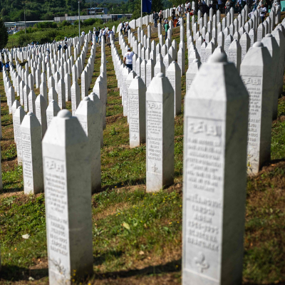episode Massaker von Srebrenica: 30. Jahrestag artwork