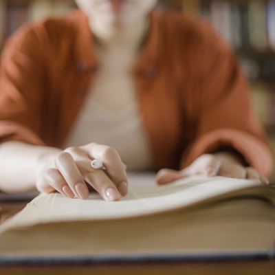 episode RAE Informa - «Diccionario histórico de la lengua española» - 20/10/25 artwork