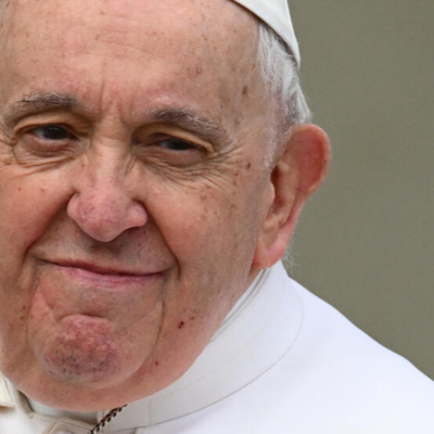 episode El Papa Francisco "Abrió grandes procesos de transformación en la Iglesia" artwork