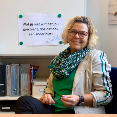episode #7 Loven | Corine Kok, juf: "Wat jij niet wilt dat jou geschiedt, doe dat ook een ander niet." artwork