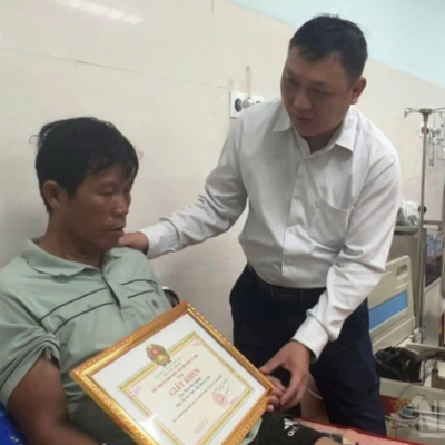 episode Thời sự 12h 10/12/2025 Chủ tịch nước Lương Cường tặng Huân chương Dũng cảm thưởng 2 công dân artwork