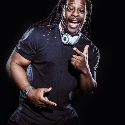 episode #75 Der VIVA-Kultmoderator und DJ Mola Adebisi über die 90er artwork