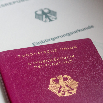 episode Migrationspolitik: Kabinett will keine Turbo-Einbürgerung mehr artwork
