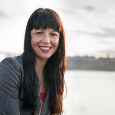 episode Interview with Jennifer Keishin Armstrong (Author of 'Sex and the City and Us') artwork