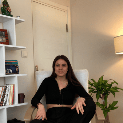 episode 19: Selin Özyalçın artwork