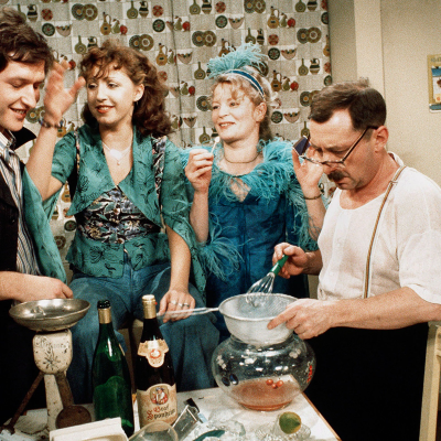 episode Silvesterklassiker: "Silvesterpunsch" und "Dinner for One" artwork
