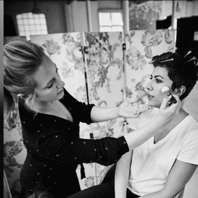 episode S1 E9: Lauren McCormack - Makeup Artist / Hair Stylist artwork