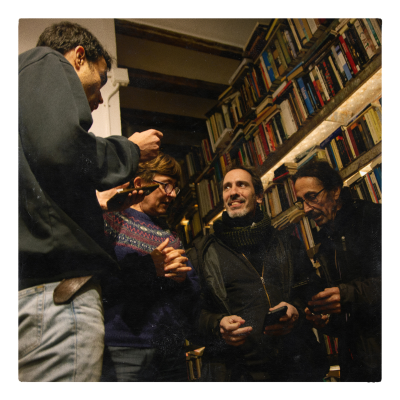episode Conversas Barcelona #90_Coral de la Base: “LA LA LA-LA LÁ” artwork