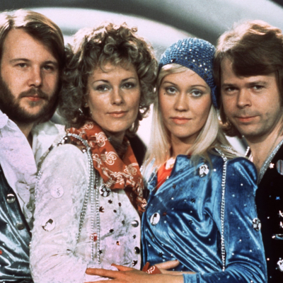 episode "Waterloo" & Co. gecovert: Haben Sie die legendären ESC Hits schon auf Französisch gehört? artwork