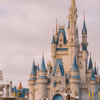 episode Podcast sobre a Disney,nesse podcast,dou dicas e algumas curiosidades sobre a Disney! artwork