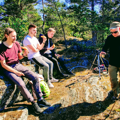 episode Korpi ForRest tiimin kanssa hetki metsässä artwork