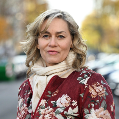 episode Schauspielerin Gesine Cukrowski - "Sichtbarkeit bedeutet Macht" artwork