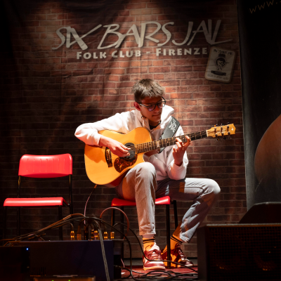 episode Sense of Place: Finger-style guitar is king at this Tuscan music venue artwork
