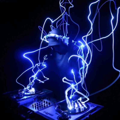 episode SHERWOOD NY2025 - VAN DER JACQUES B2B PETER KRYST (Live from Kyiv,Ukraine 1.01.2025) artwork