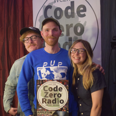 episode Holly and the Nice Lions artwork