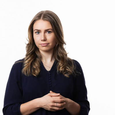 episode Esmeralda Svenningsson: Frågorna i flodvågens Kerrville artwork
