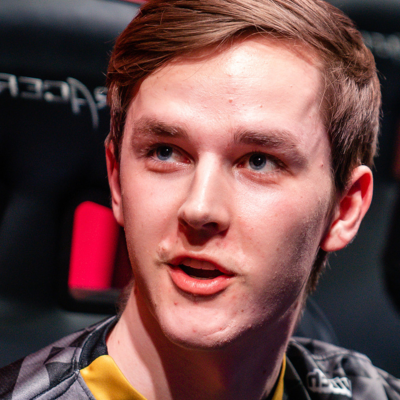 episode SPY Kobbe on trash talk, consistency memes, and his hopes for LEC playoffs artwork