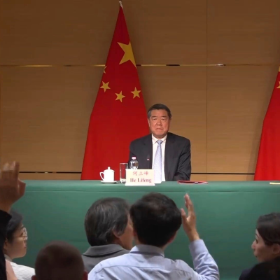episode Sharp China: A 90-Day Pause, Big Tariff Reductions and What De-Escalation Might Mean for the U.S. and China artwork