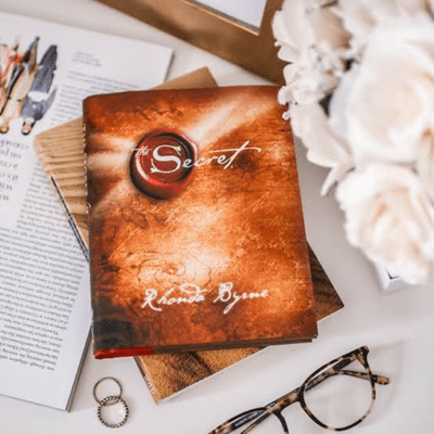episode The Secret By Rhonda Byrne Audiobook In English artwork