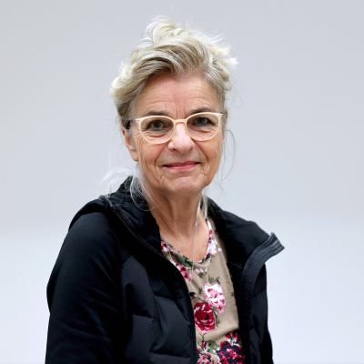 episode Charlotte Wiedemann: „Wir erleben ein diplomatisches Abhaken kolonialen Unrechts“ artwork