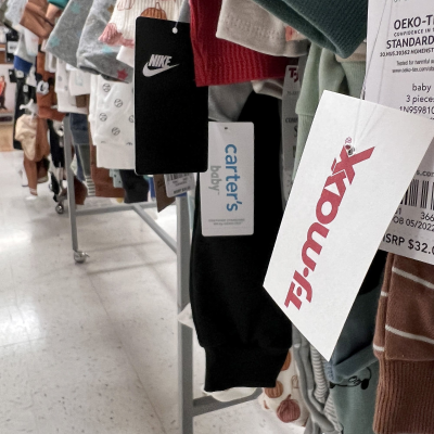 episode Off-price retailers shine as consumer moods sour artwork