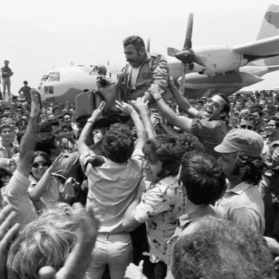 episode Rescate en Entebbe artwork