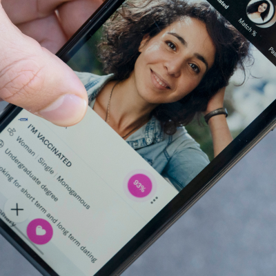 episode How AI is changing dating artwork
